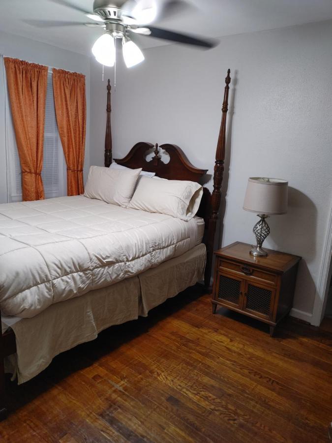 The Kind House Hosting, Low Monthly Rates, Traveling Nurses, Fletc, & Travelers! 브런즈윅 외부 사진