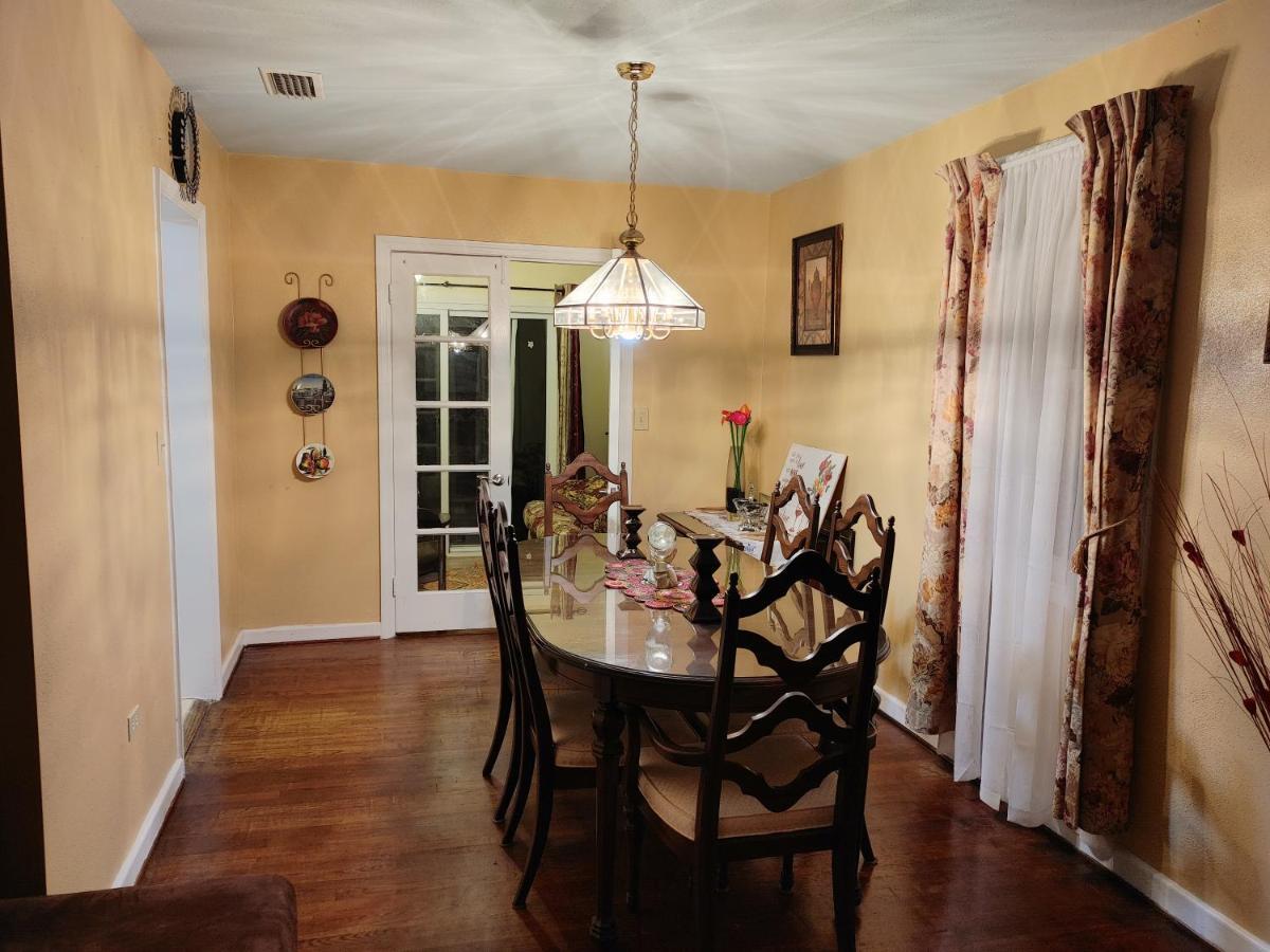 The Kind House Hosting, Low Monthly Rates, Traveling Nurses, Fletc, & Travelers! 브런즈윅 외부 사진